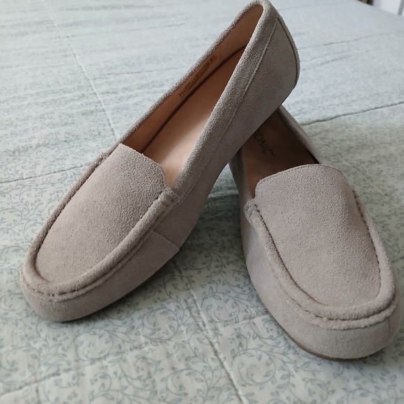 VIONIC "DEBBIE" SLIP ON DRIVING MOCCASINS NWOT - Picture 15 of 15